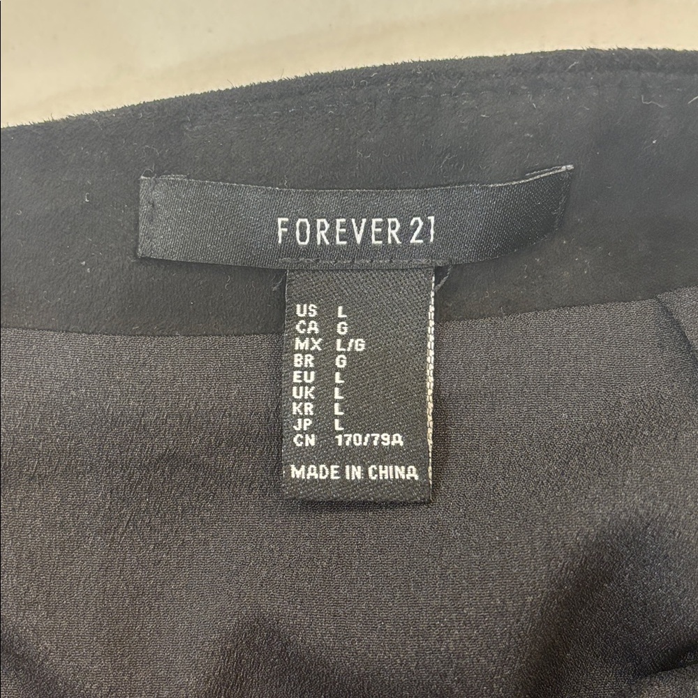 Forever 21 Black Mini Skirt with Multicolor Floral & Bird Embroidery - Picture 3 of 6